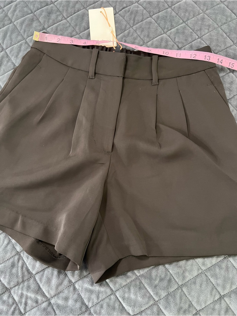 Quince Stretch Crepe Pleated Shorts Women’s Size 2 Black Tailored Dressy B6 - Picture 6 of 8